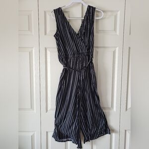 Black and white sleeveless jumpsuit, Time and Tru Size Medium